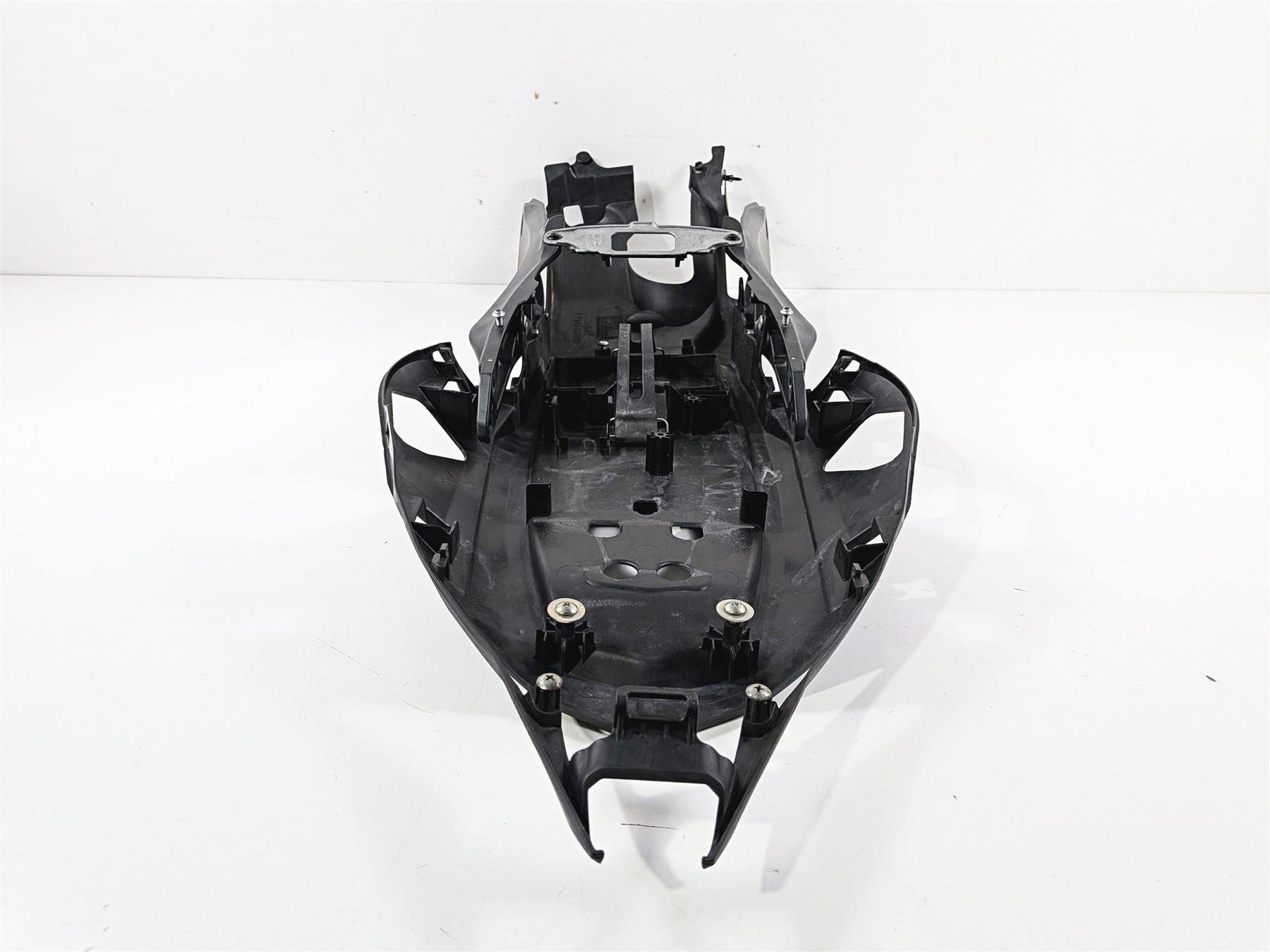 2022 Kawasaki ZX10R ZX1000 Ninja Rear Subframe & Inner Fender 32160-1865 {{ shop.shopifyCountryName }} - Mototech271