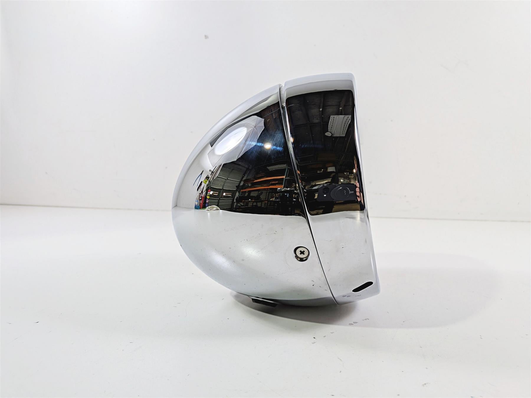 2006 Suzuki C90 VL1500T Boulevard Headlight Head Light Lamp 51800-10FA0 {{ shop.shopifyCountryName }} - Mototech271