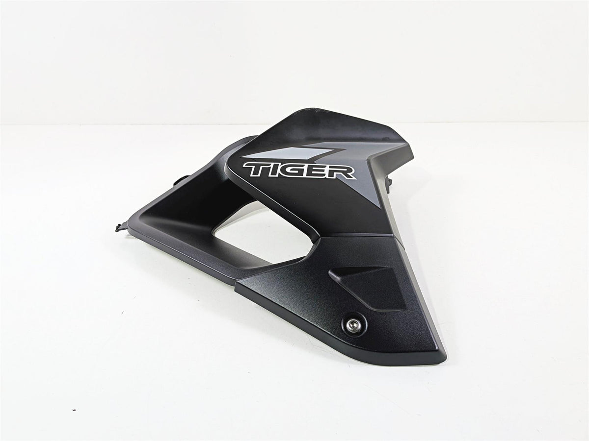 2022 Triumph Tiger 900 GT Pro Right Main Tank Fairing Cover Set T2311820 {{ shop.shopifyCountryName }} - Mototech271