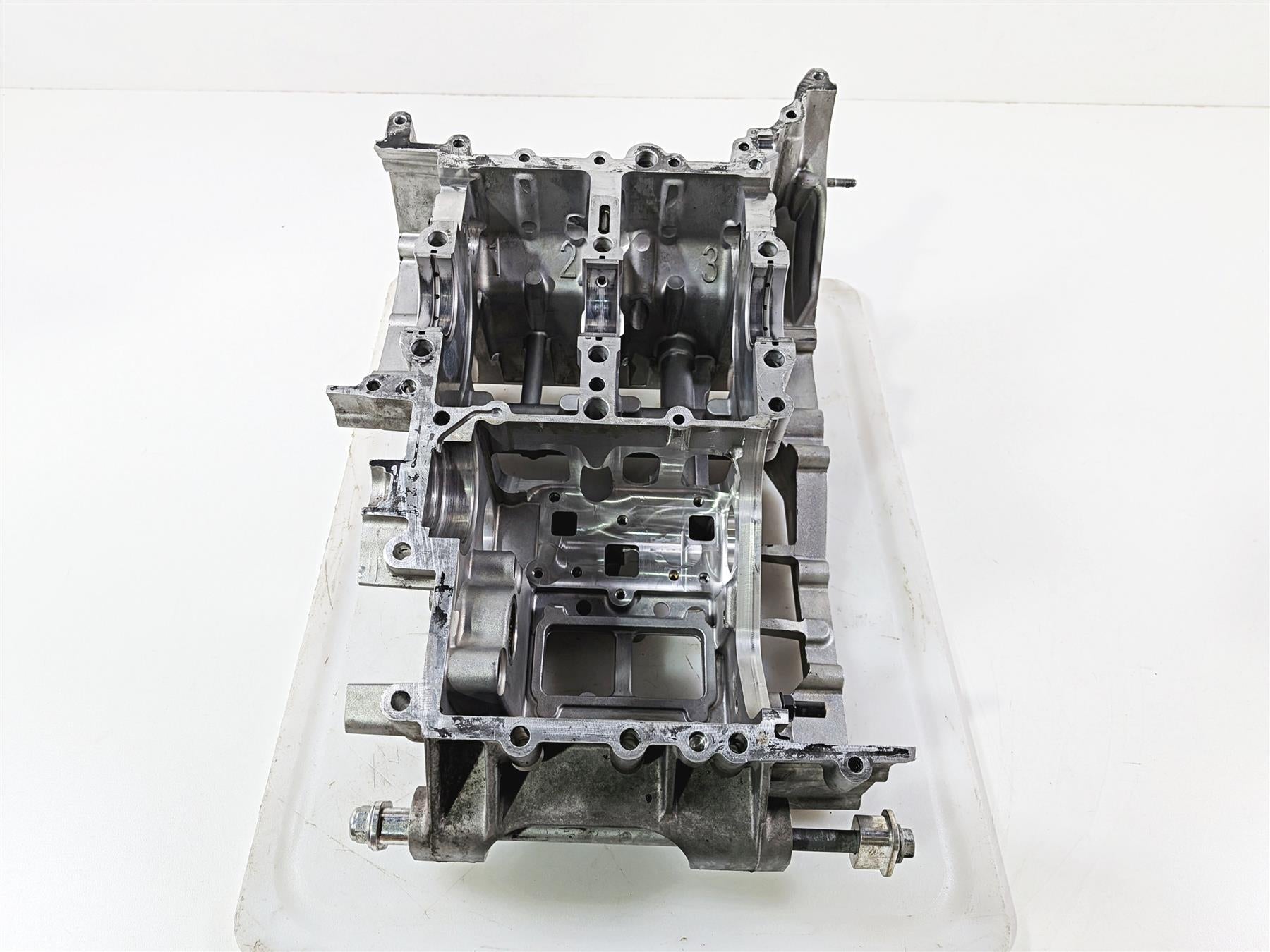 2016 Aprilia RSV 1100 Tuono V4 Factory Engine Crank Case Set 2A0005845 {{ shop.shopifyCountryName }} - Mototech271