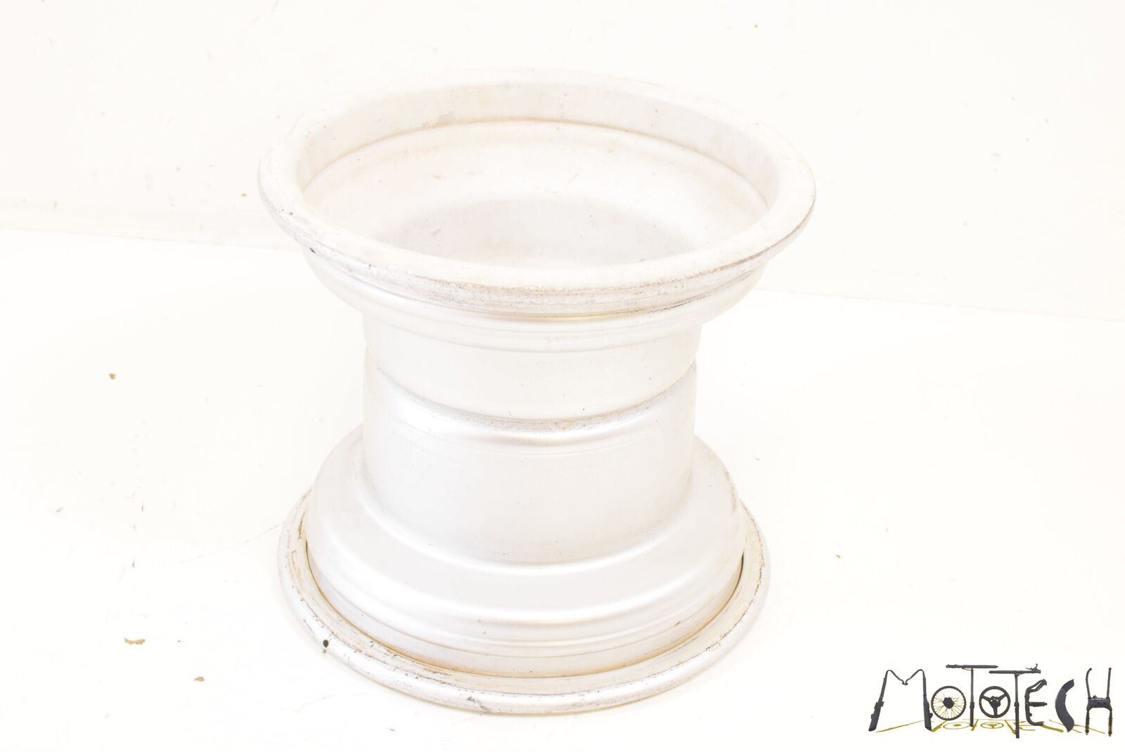 2014 Yamaha Raptor YFM700 R SEL Rear 9" Wheel 1TD-F5390 {{ shop.shopifyCountryName }} - Mototech271