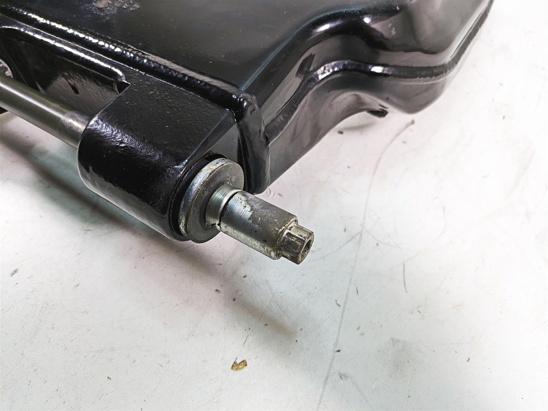 2009 Harley Touring FLHTCU Electra Glide Rear Swing Arm Swingarm 47549-09A {{ shop.shopifyCountryName }} - Mototech271