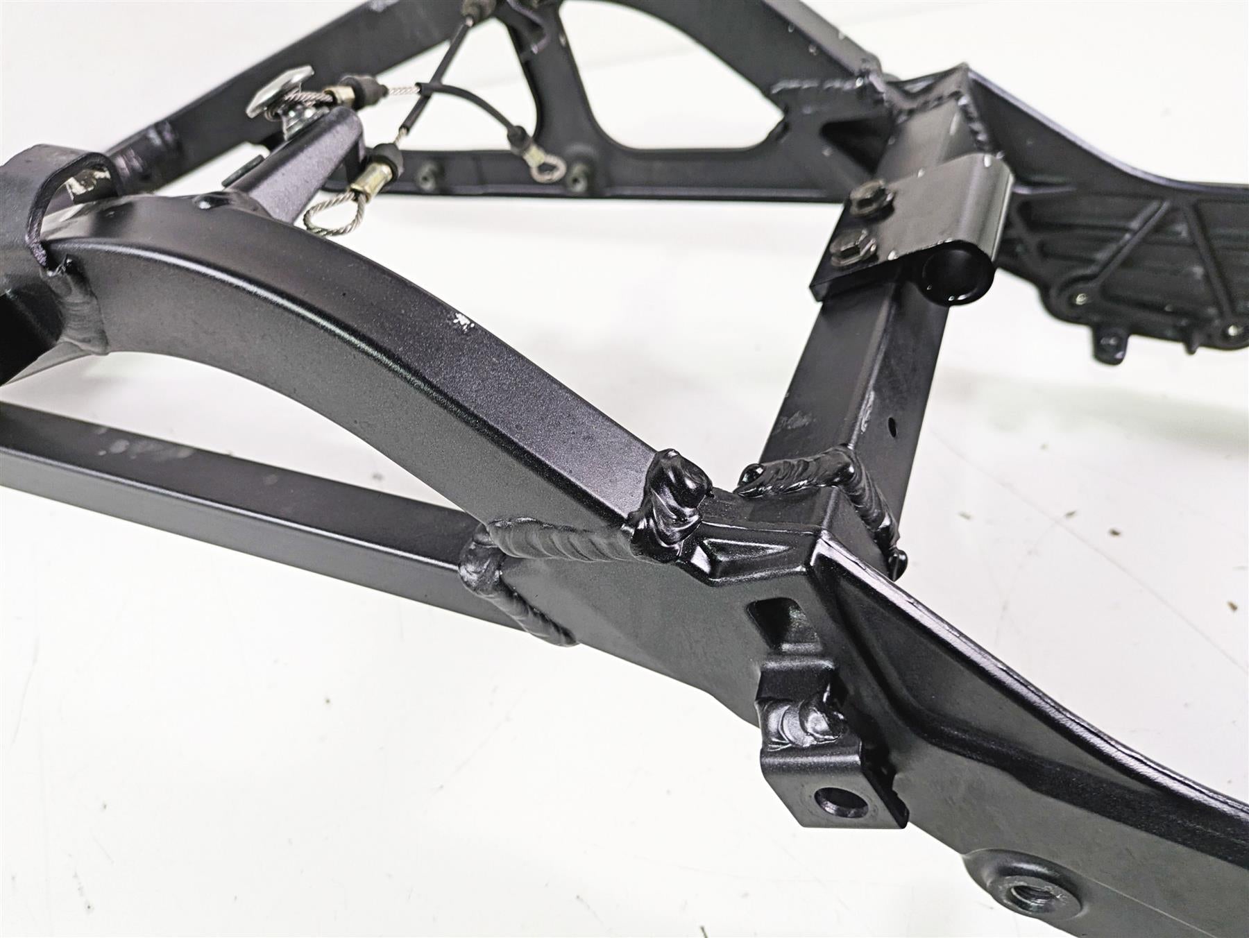 2005 Kawasaki ZX12R Ninja Straight Rear Subframe Sub Frame 32160