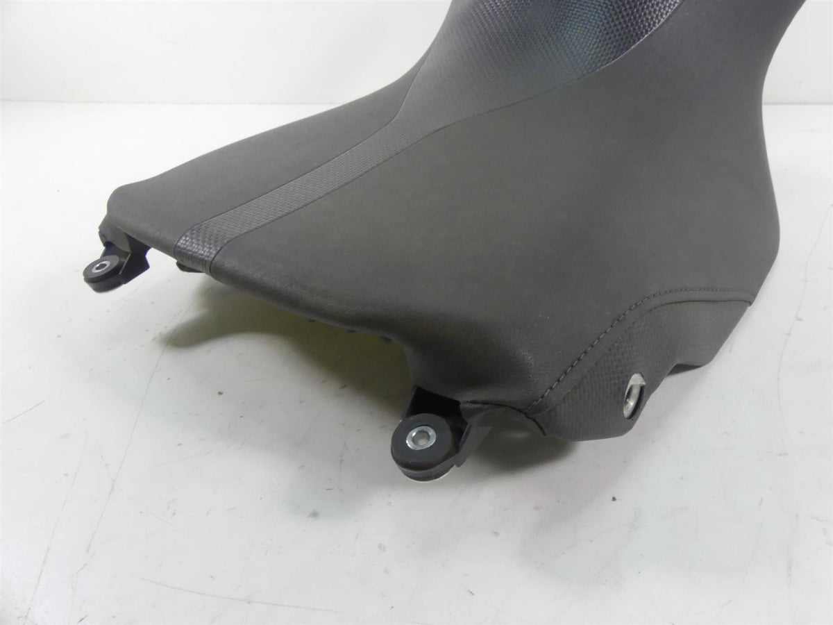 2013 Yamaha VMX17 V-Max 1700 Front Driver Rider Saddle Seat 2S3-24710-10-00 {{ shop.shopifyCountryName }} - Mototech271