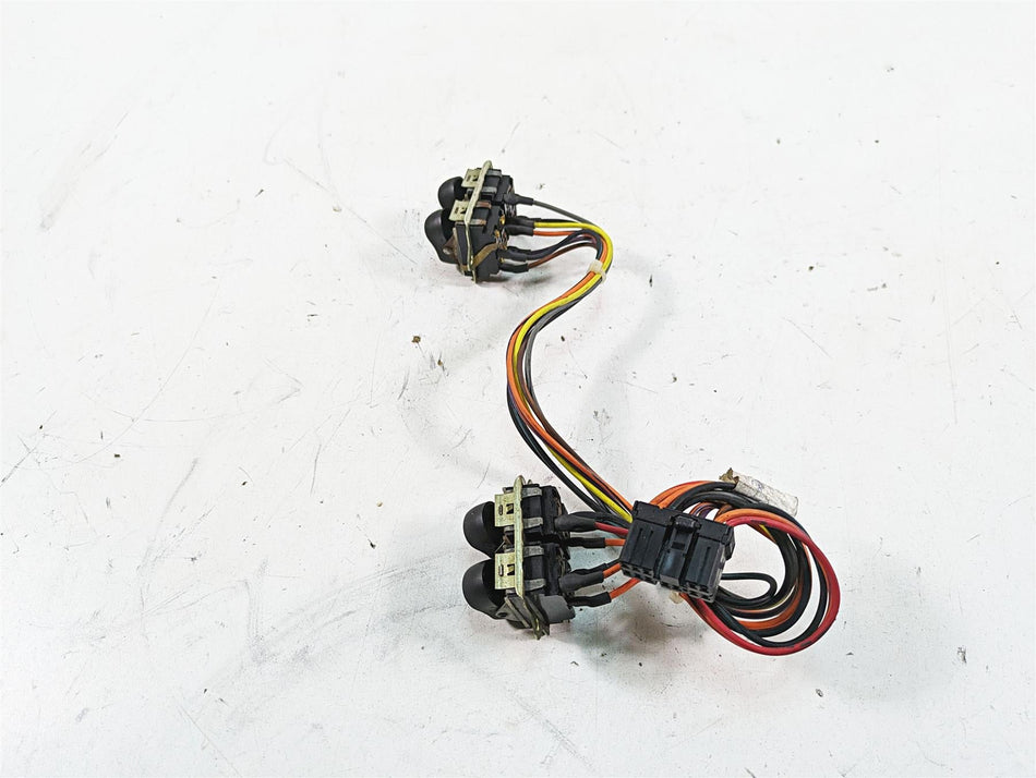 2010 Harley Touring FLHTCU Electra Glide Auxiliary Switch Set 70271-98 {{ shop.shopifyCountryName }} - Mototech271