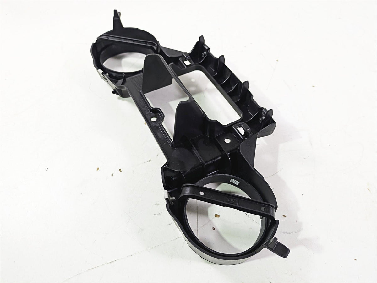2019 Indian Chieftain Limited Front Inner Gauge Panel Dash Cover 5452783 {{ shop.shopifyCountryName }} - Mototech271