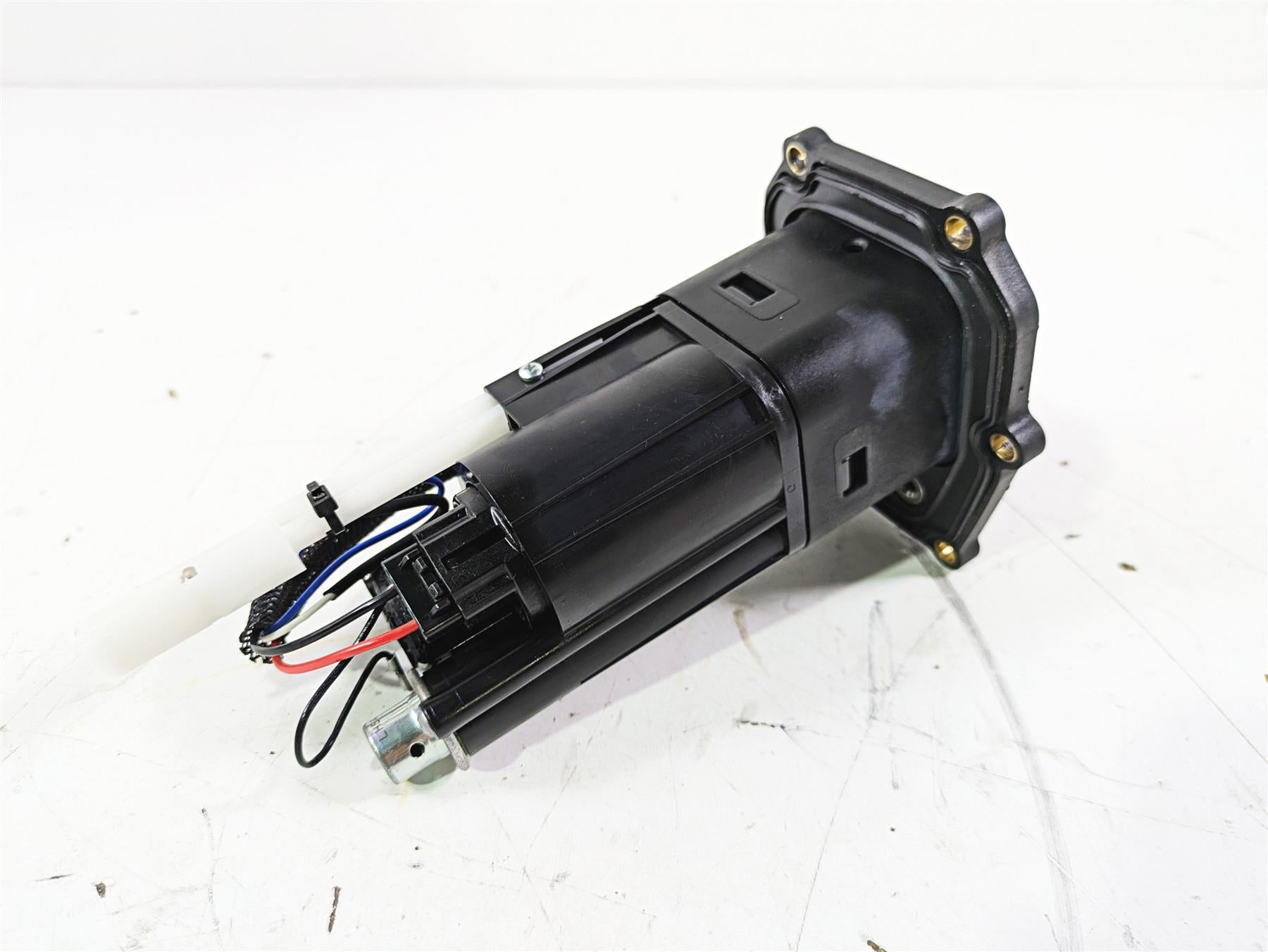 2015 Ducati Panigale 1299 S Fuel Gas Petrol Pump Tested 16024272A {{ shop.shopifyCountryName }} - Mototech271