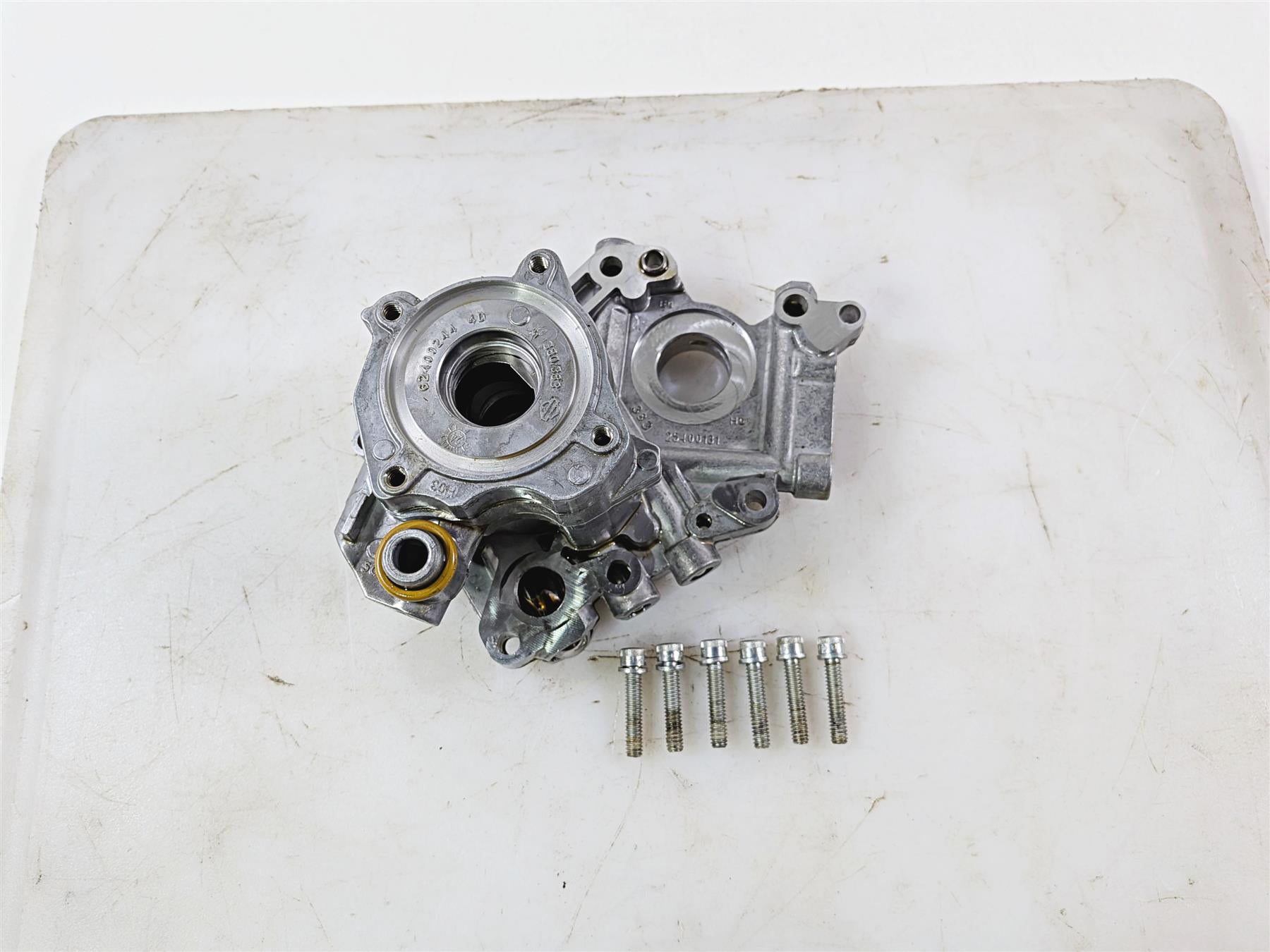 2024 Harley Softail FXLRST Low Rider Oil Pump & Cam Plate Set 62400238 {{ shop.shopifyCountryName }} - Mototech271