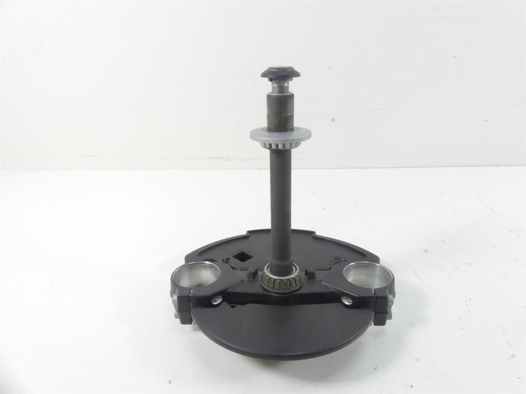 2017 BMW F800GS K72 Lower Triple Tree Steering Clamp Yoke 57mm 31428530350 {{ shop.shopifyCountryName }} - Mototech271