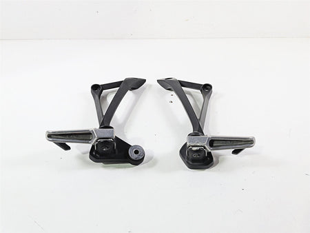 2022 Kawasaki ZX10R ZX1000 Ninja Passenger Foot Peg Rest Set 35063-0700-18R {{ shop.shopifyCountryName }} - Mototech271
