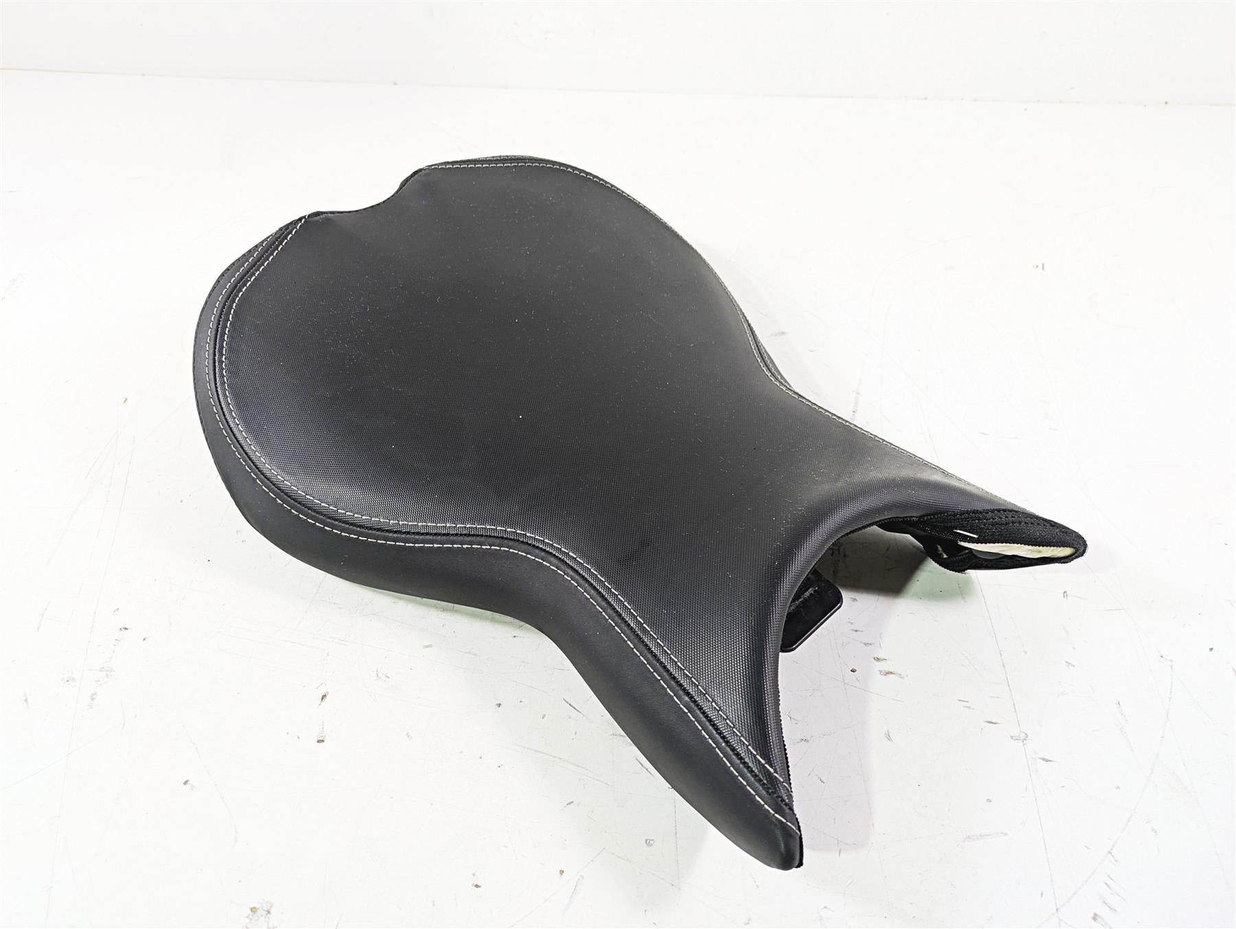 2020 Triumph Daytona 765 Moto2 Front Rider Seat Saddle T2310708 {{ shop.shopifyCountryName }} - Mototech271
