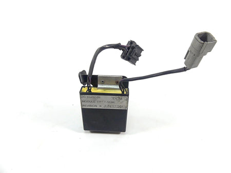 2014 Harley VRSCF Muscle V-Rod Rear Light Turn Signal Module 69457-09 {{ shop.shopifyCountryName }} - Mototech271