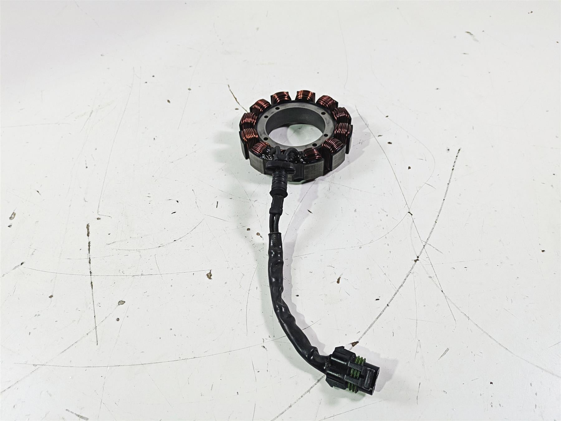 2003 Harley Touring FLHTCUI E-Glide 100th Stator Alternator Generator 29987-02A {{ shop.shopifyCountryName }} - Mototech271