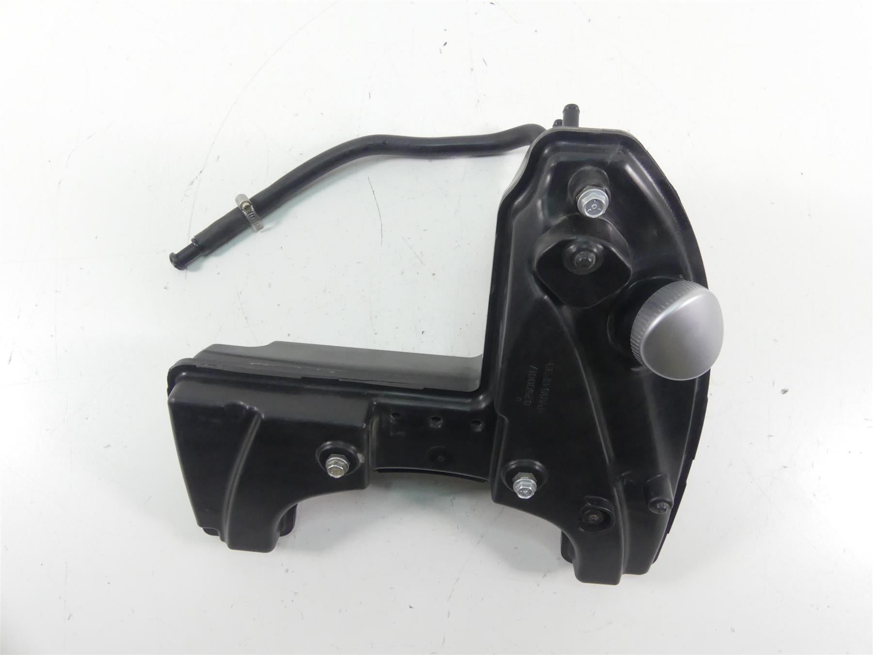 2020 Harley Sportster XL1200 NS Iron Oil Tank Reservoir & Dip Stick 62500017 {{ shop.shopifyCountryName }} - Mototech271