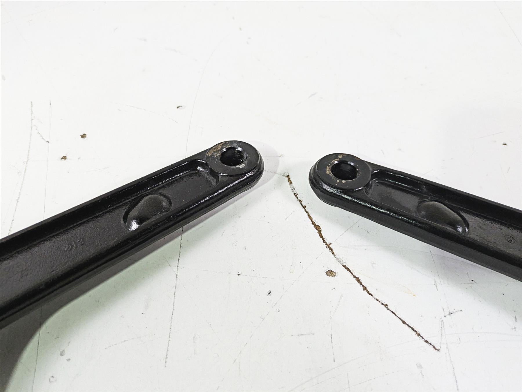 2016 Harley FLSTC Softail Heritage Rear Fender Supports 47802-08 47808-08 {{ shop.shopifyCountryName }} - Mototech271