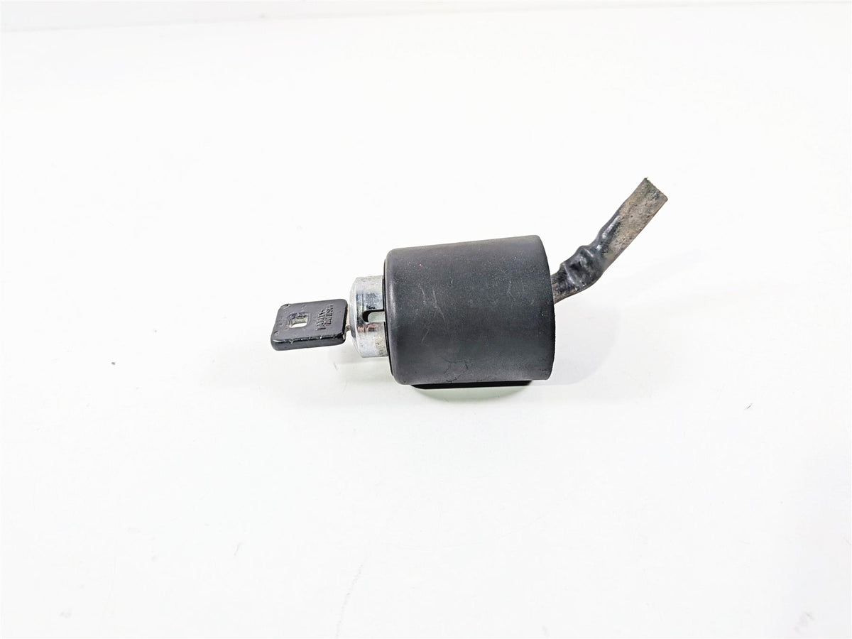 2006 Harley Sportster XL1200 C Ignition Switch + Key Set 71441-94 {{ shop.shopifyCountryName }} - Mototech271