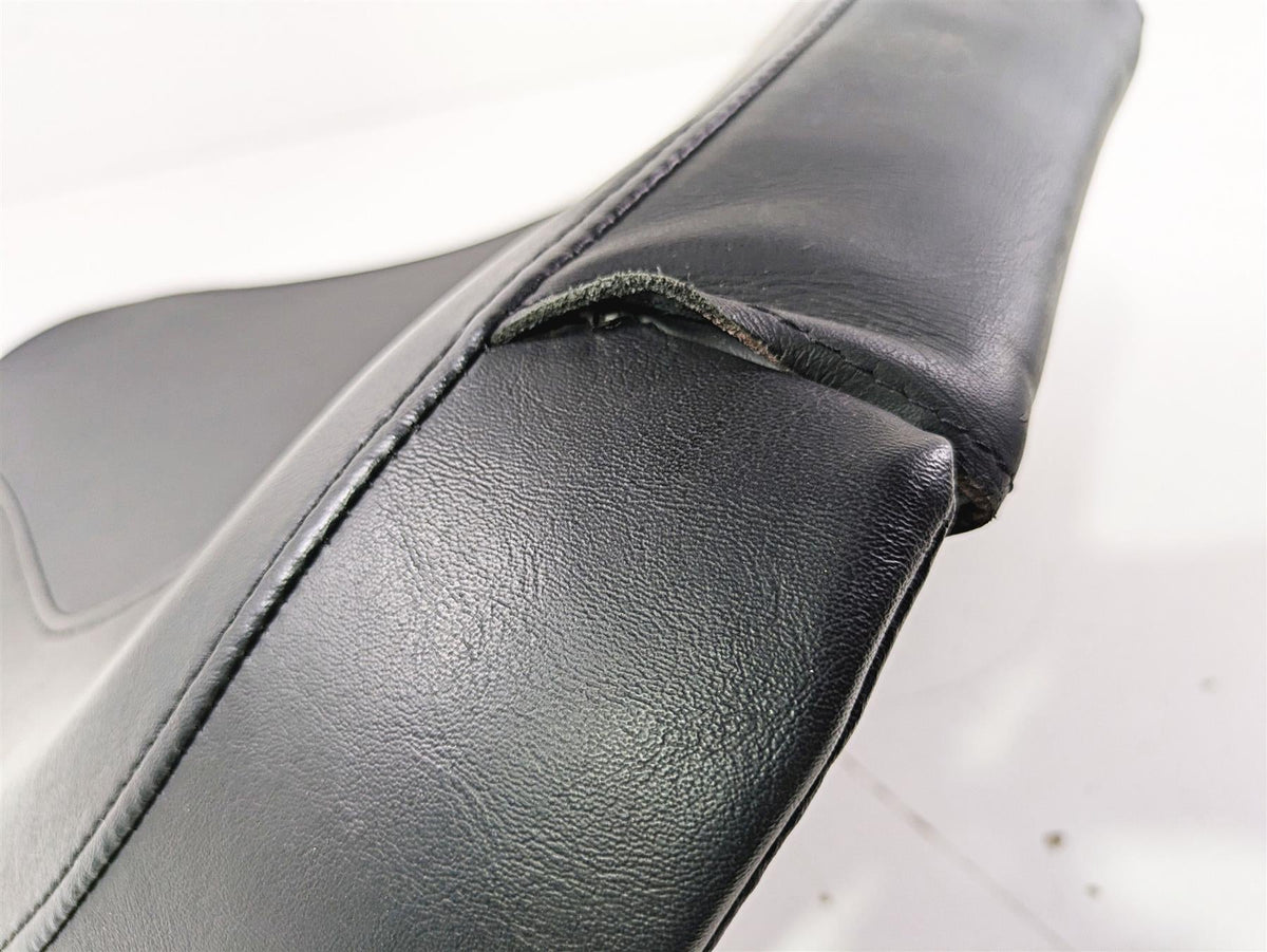 2009 Harley FXCWC Softail Rocker Rider Driver Seat Saddle 51476-08B {{ shop.shopifyCountryName }} - Mototech271