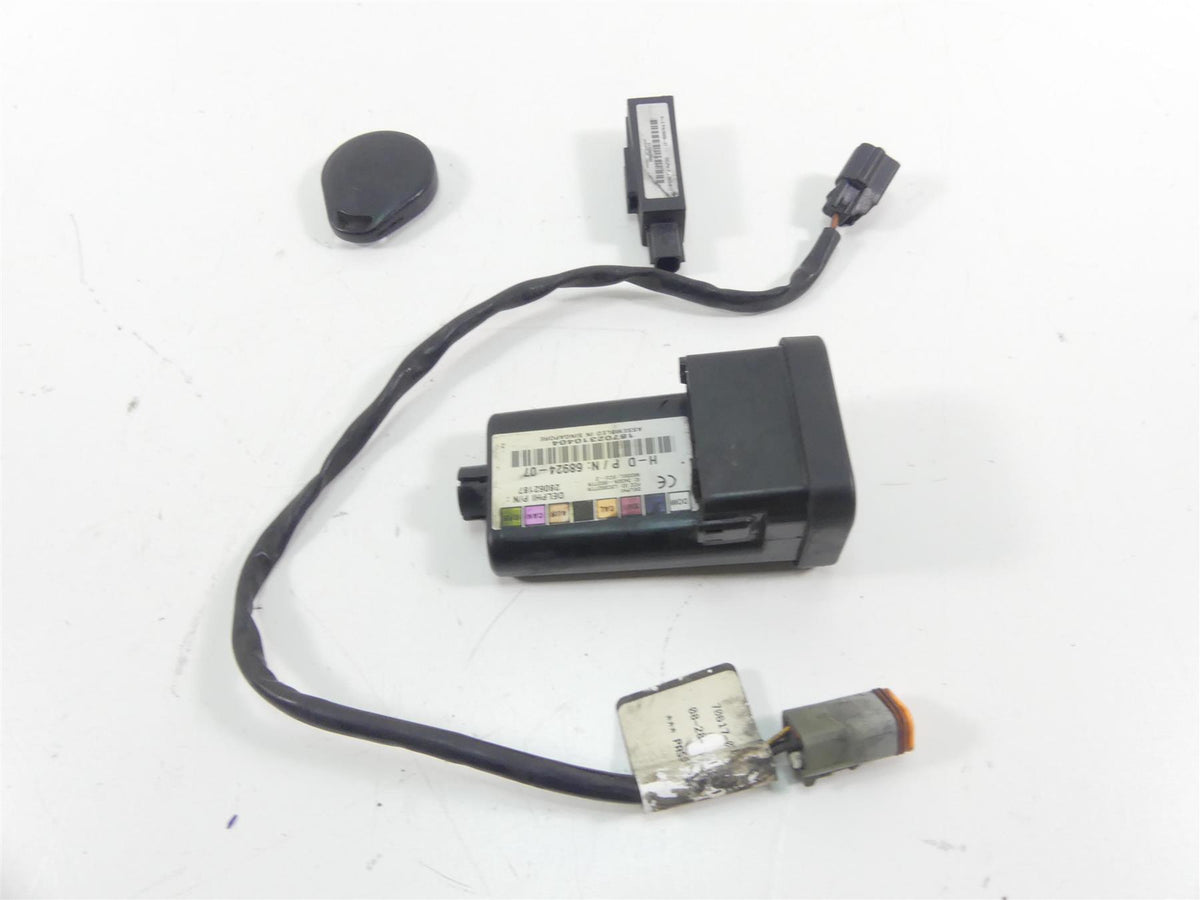 2011 Harley Touring FLTRU Road Glide Tssm Turn Signal Security Module 68924-07 {{ shop.shopifyCountryName }} - Mototech271