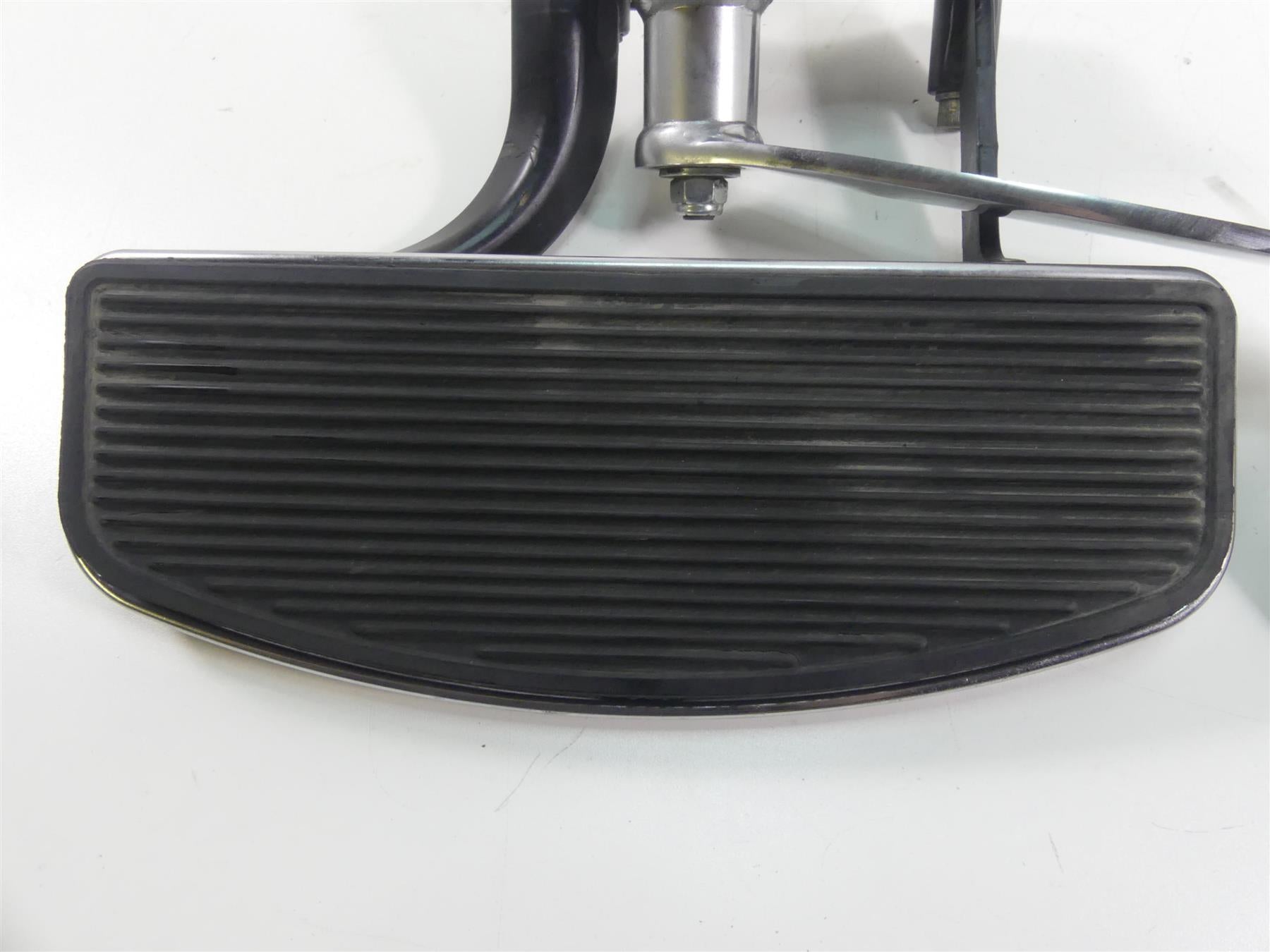 2014 Harley Touring FLHTK Electra Glide Right Floor Board Brake Pedal 50621-06 {{ shop.shopifyCountryName }} - Mototech271