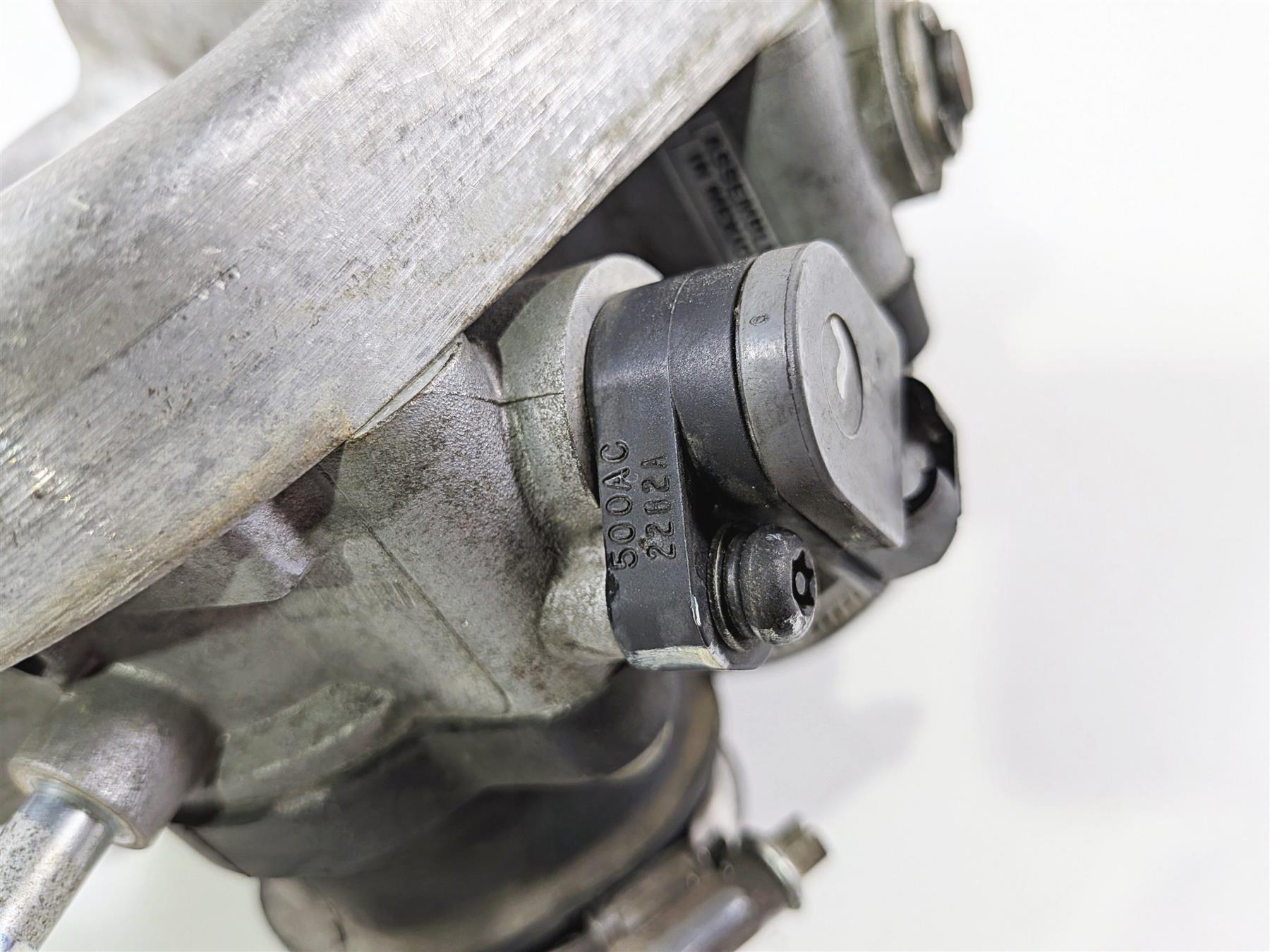2013 Victory Vision Tour Throttle Body Bodies Fuel Injection 1204320 1205085 {{ shop.shopifyCountryName }} - Mototech271