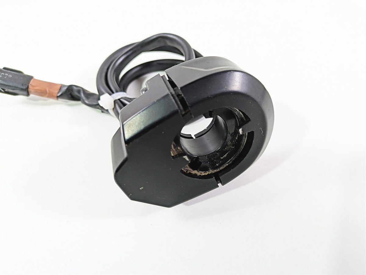 2024 Triumph Tiger 900 GT Ride Fly By Wire Throttle Sensor T2042074 {{ shop.shopifyCountryName }} - Mototech271