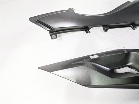2014 BMW R1200 RT RTW K52 Tail Side Cover Fairing Set - Read 46638533567 {{ shop.shopifyCountryName }} - Mototech271