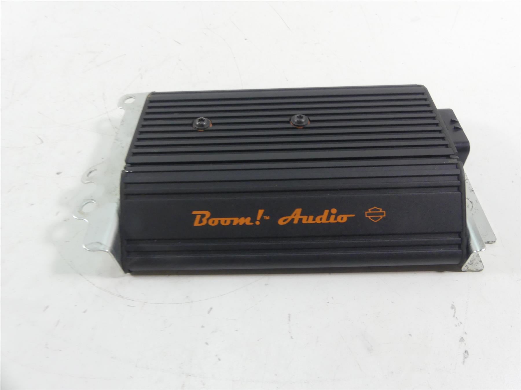 2014 Harley Touring FLHTK Electra Glide Boom Audio Amplifier Amp 76000277 {{ shop.shopifyCountryName }} - Mototech271