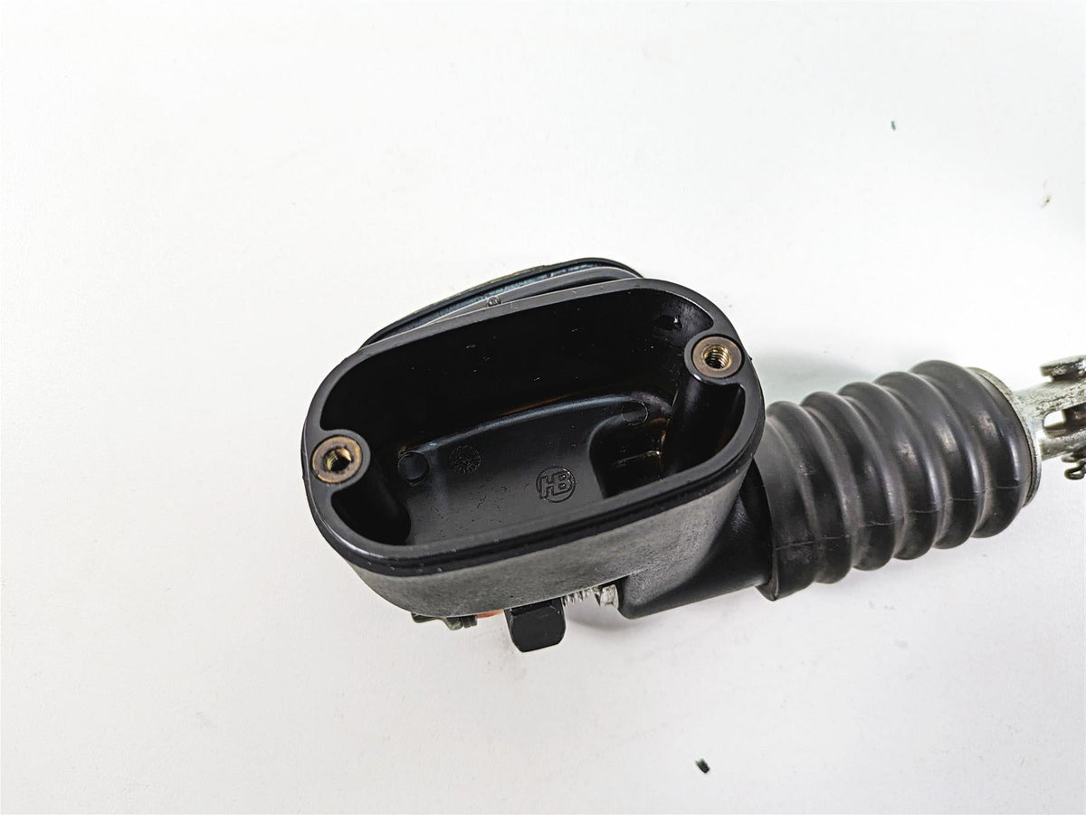 2006 Harley Touring FLHXI Street Glide Rear Brake Master Cylinder 41767-05E {{ shop.shopifyCountryName }} - Mototech271