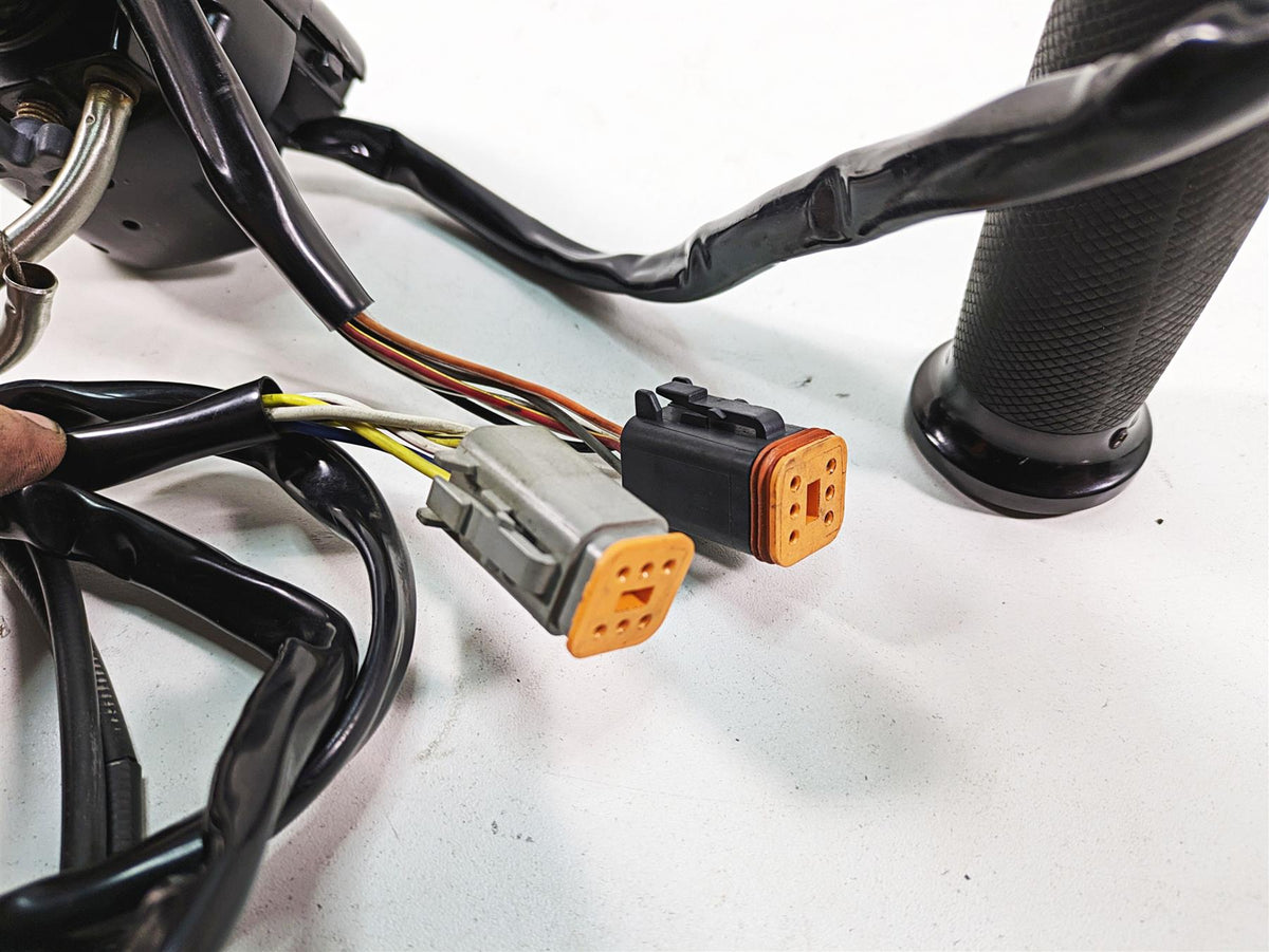 2006 Harley Sportster XL1200 Hand Control Switch + Chrome Button Set 71597-96B {{ shop.shopifyCountryName }} - Mototech271