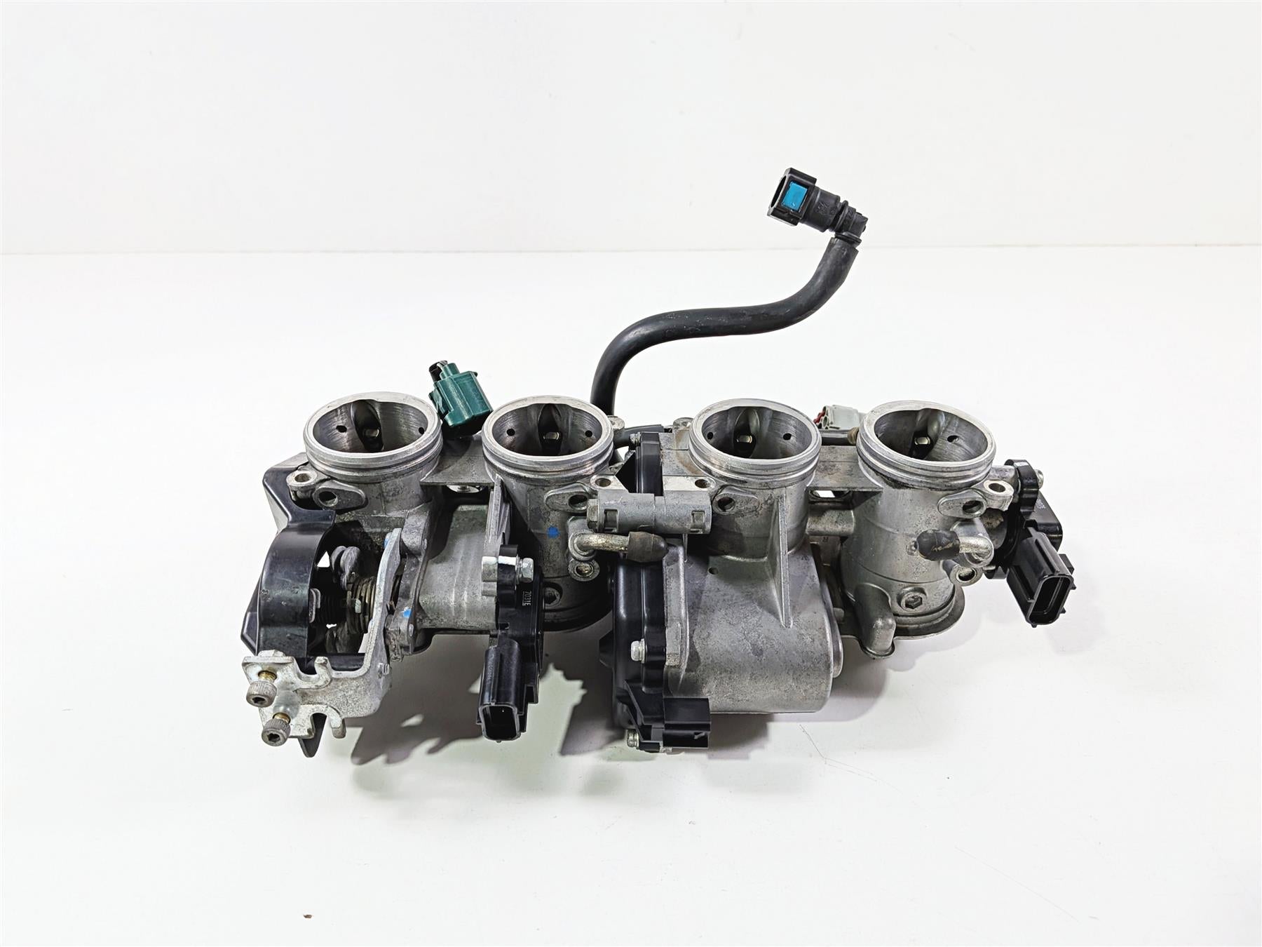 2008 Yamaha YZF R1 RN19 Mikuni Throttle Body Fuel Injectors Wiring 4C8-13750-20 {{ shop.shopifyCountryName }} - Mototech271