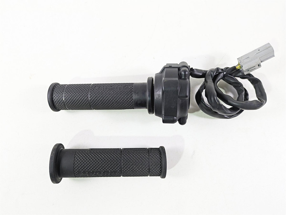 2022 Ducati Hypermotard 950 Ride By Wire Throttle Grip 66020141A {{ shop.shopifyCountryName }} - Mototech271
