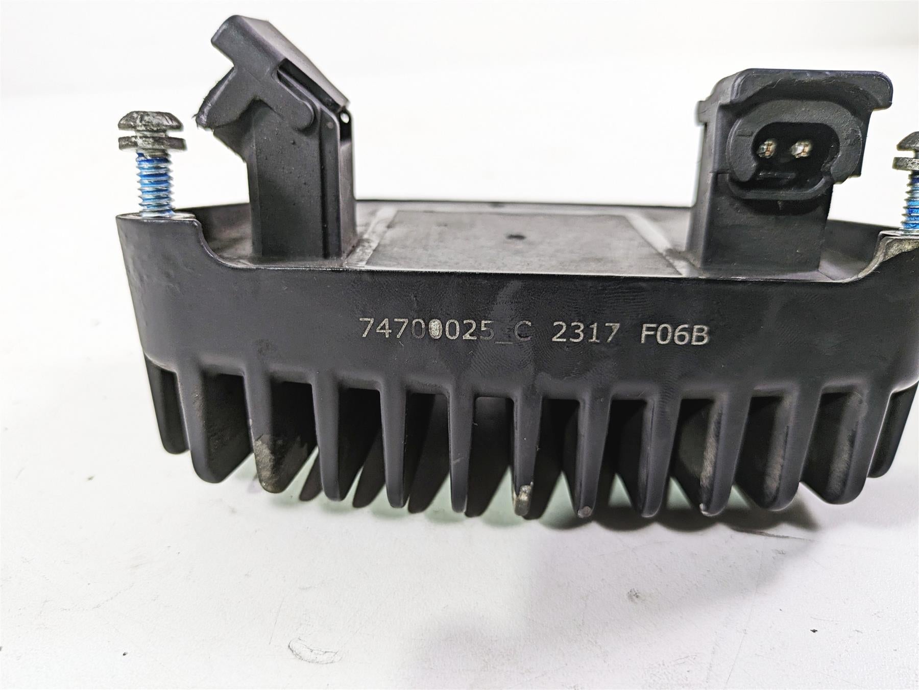 2017 Harley Touring FLTRXS Road Glide Rectifier Voltage Regulator 74700025 {{ shop.shopifyCountryName }} - Mototech271