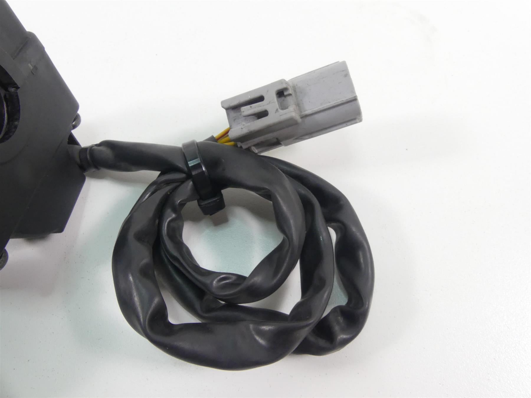2017 Ducati 939 S Supersport E-Throttle Grip Handle Set 66020093B {{ shop.shopifyCountryName }} - Mototech271