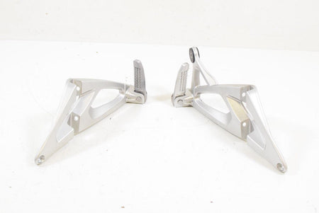 08 BMW K1200R K1200 R Sport K43 Passenger Footpeg Foot Peg Rest 46717660170 {{ shop.shopifyCountryName }} - Mototech271