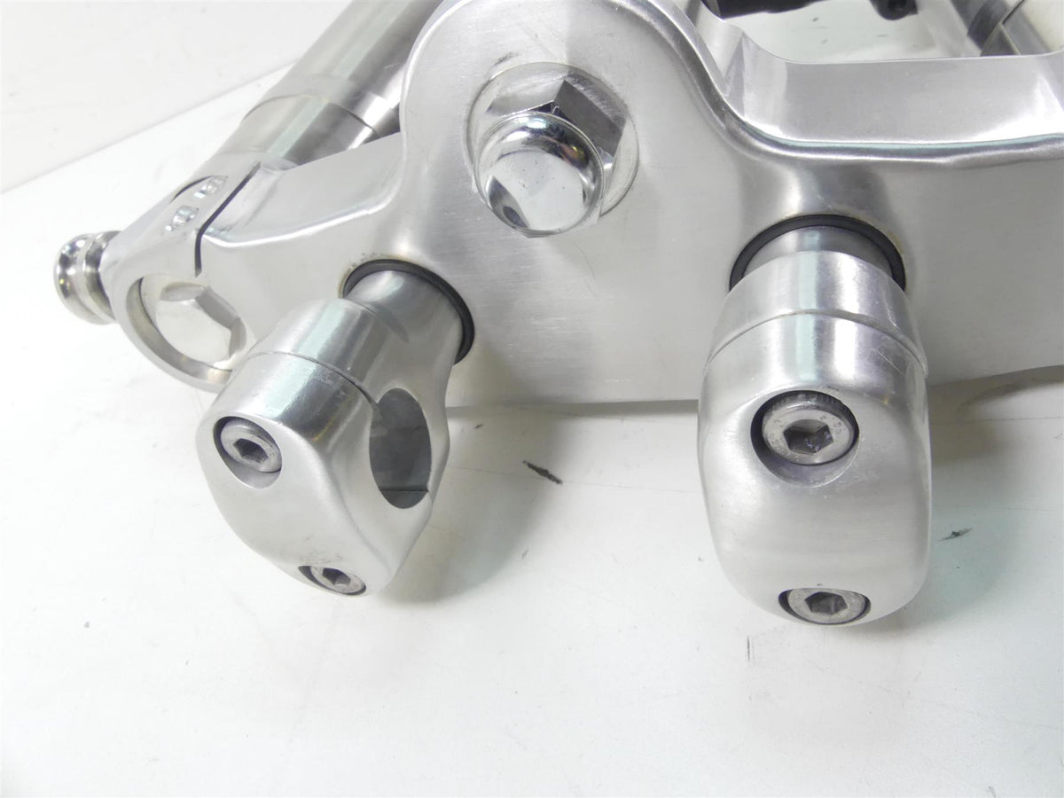 2001 Yamaha XV1600 Road Star Front Fork Triple Tree Riser Axle Set 4WM-23102-00 {{ shop.shopifyCountryName }} - Mototech271
