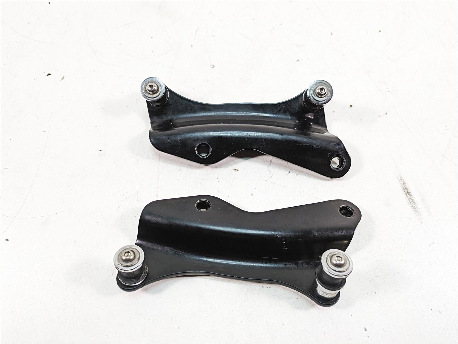 2019 Harley Touring FLHX Street Glide Quick Release Backrest Mount 52300353 | Mototech271