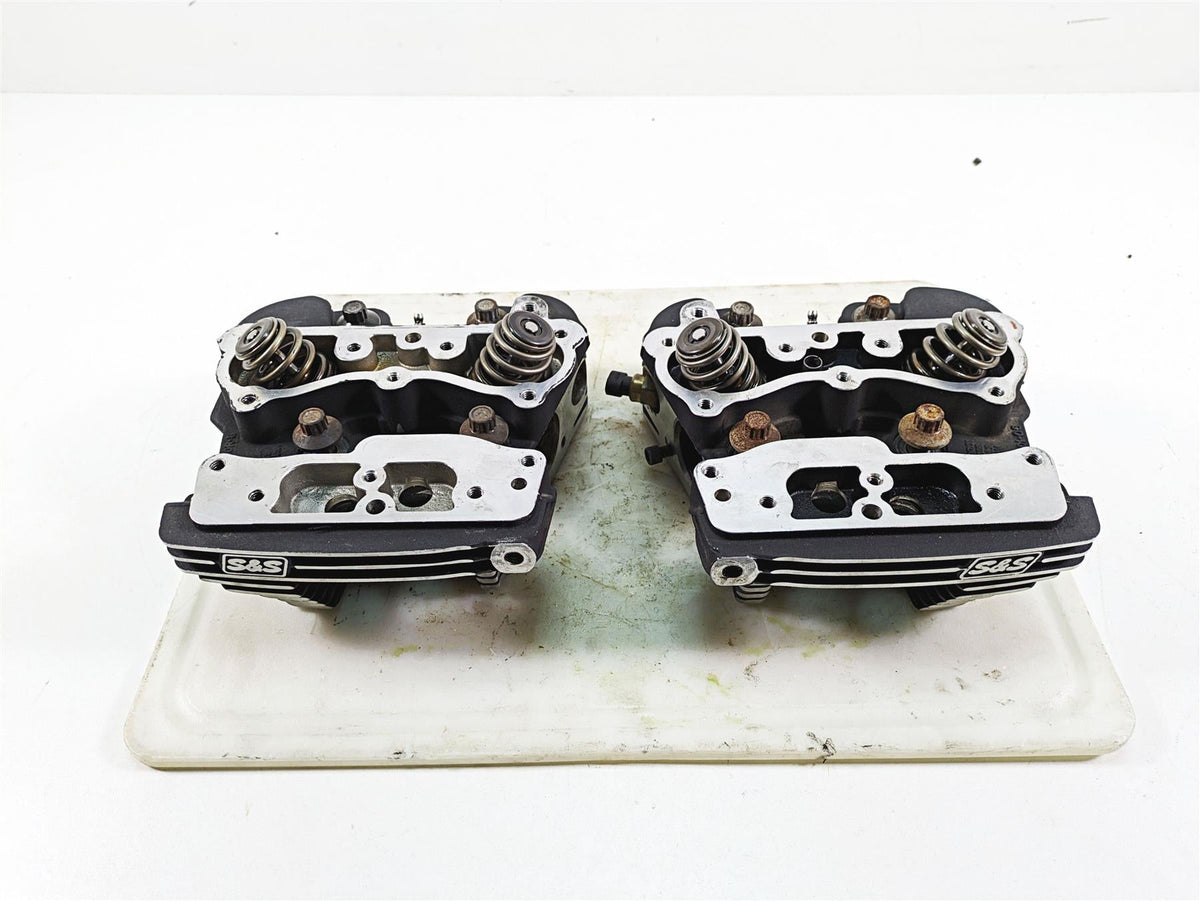 S&S Cycle Super Stock Twin Cam Cylinder Head Set 90-1050R-S F00404 {{ shop.shopifyCountryName }} - Mototech271
