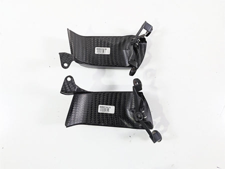 2018 Aprilia RSV4 RR Carbon Fiber Caliper Air Inlet 2B005507 2B005506 {{ shop.shopifyCountryName }} - Mototech271