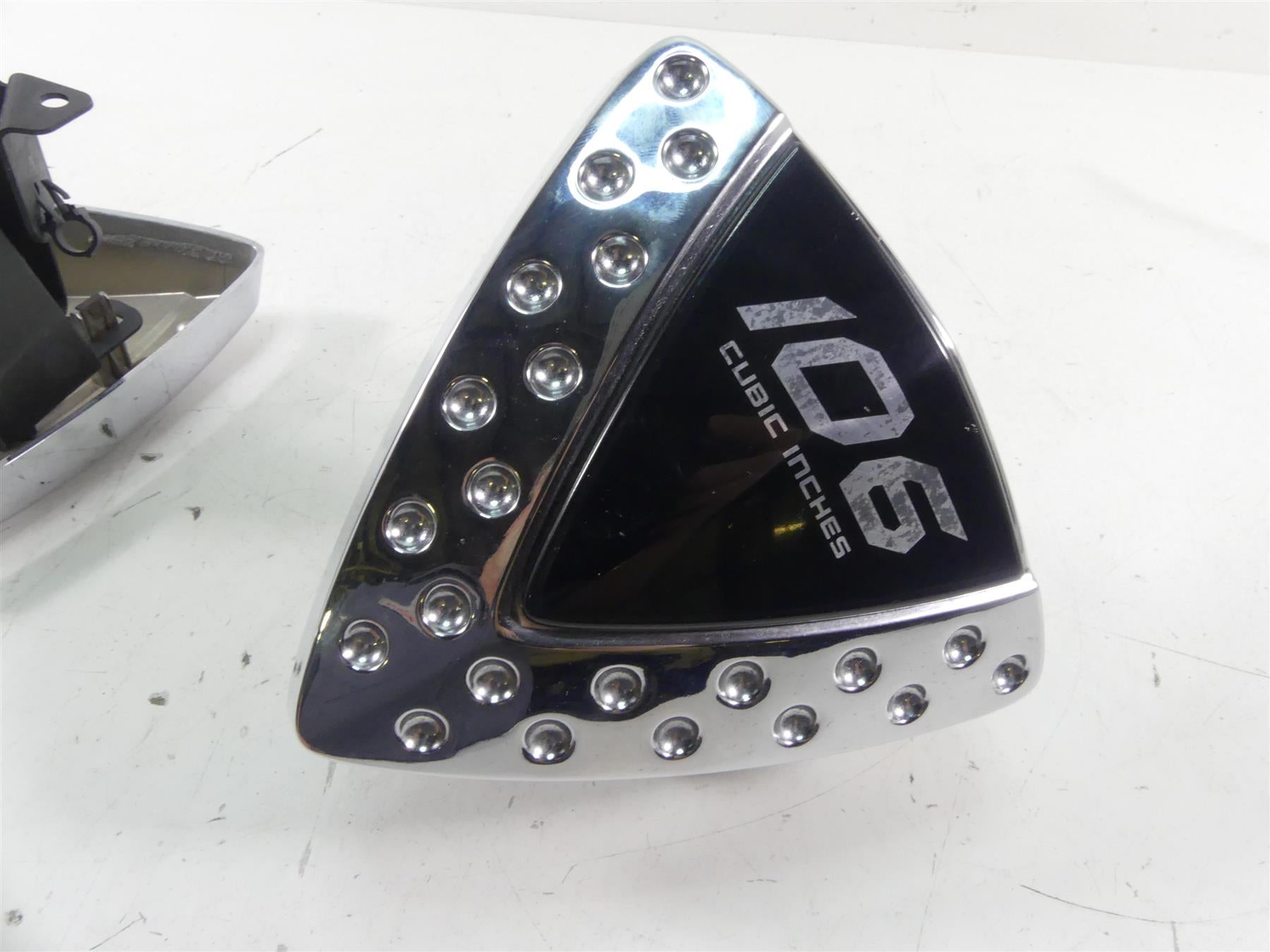 2011 Victory Vision Tour Triangle 106ci Side Cover Fairing Set 5245659 5245659 {{ shop.shopifyCountryName }} - Mototech271