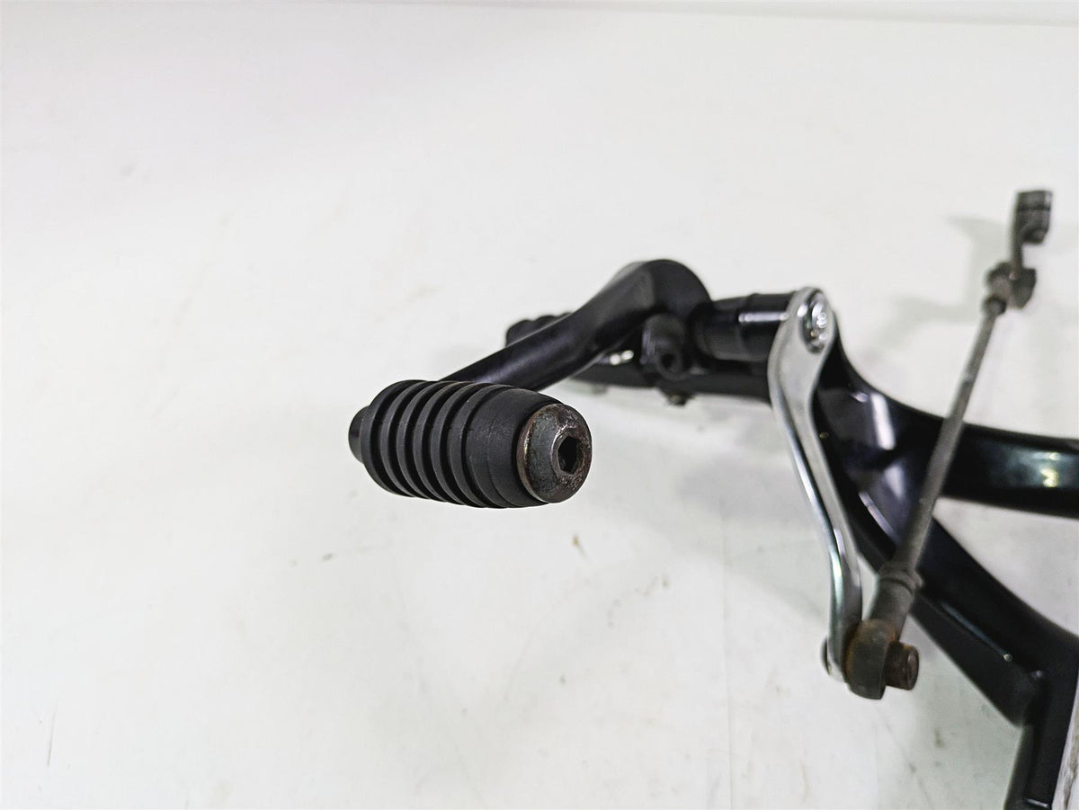 2018 Harley Softail FXFBS Fat Bob Left Rider Footpeg & Shifter 33600134 33600211 {{ shop.shopifyCountryName }} - Mototech271