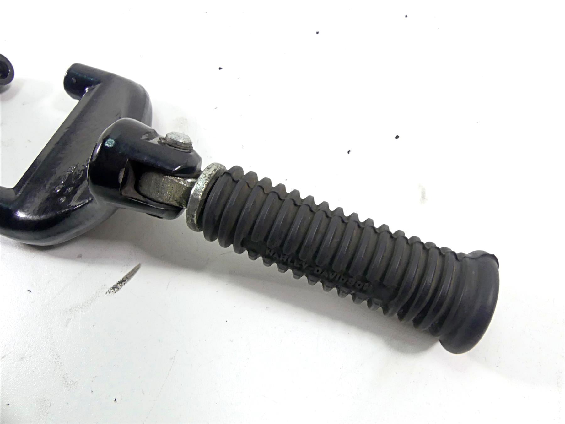 2017 Harley XL1200 CX Sportster Roadster Rear Passenger Foot Peg Set 49315-04 {{ shop.shopifyCountryName }} - Mototech271