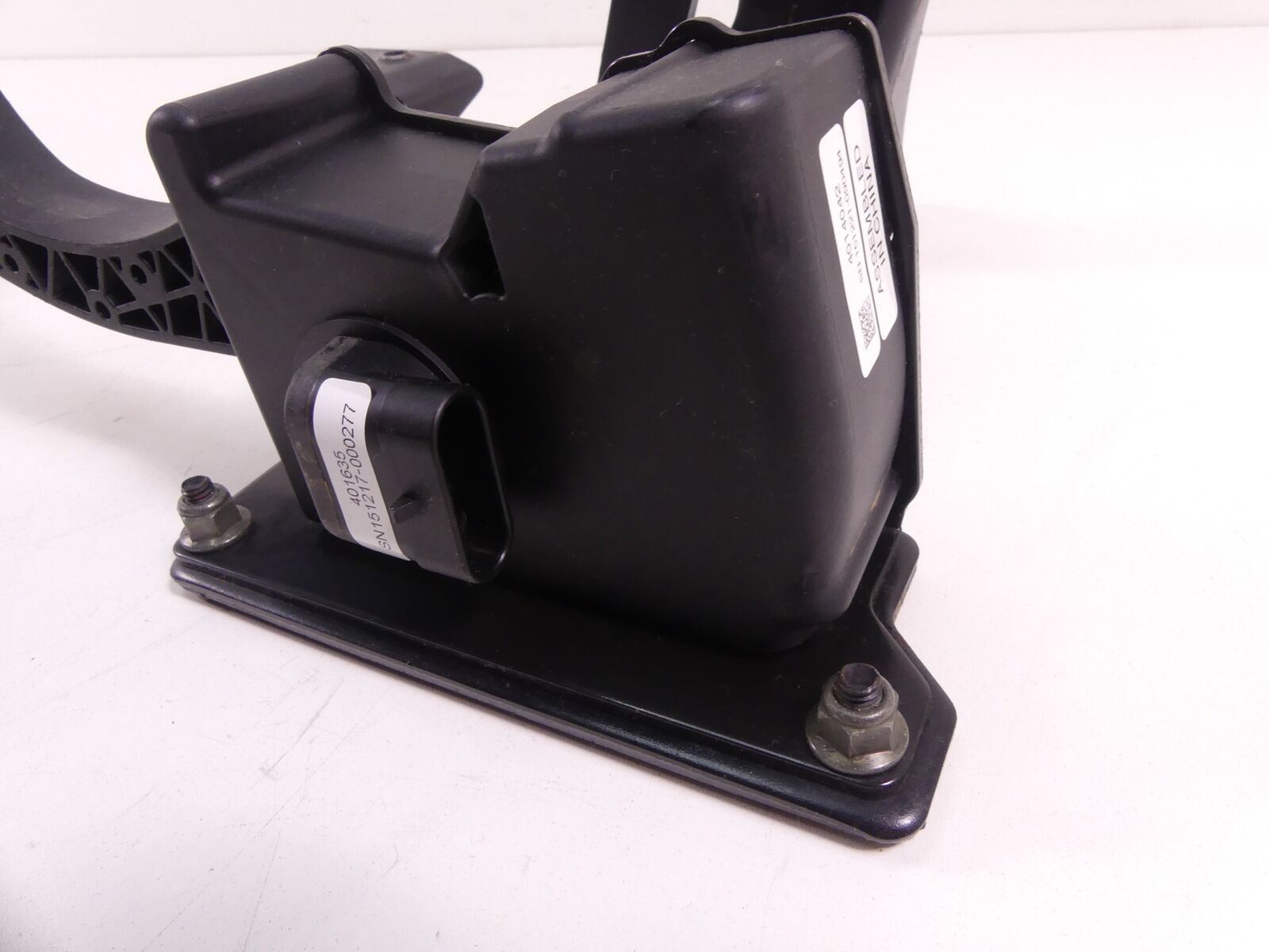 2017 Polaris RZR1000 XP EPS Brake & Accelerate Pedal Set 1021765-458 4014042 {{ shop.shopifyCountryName }} - Mototech271