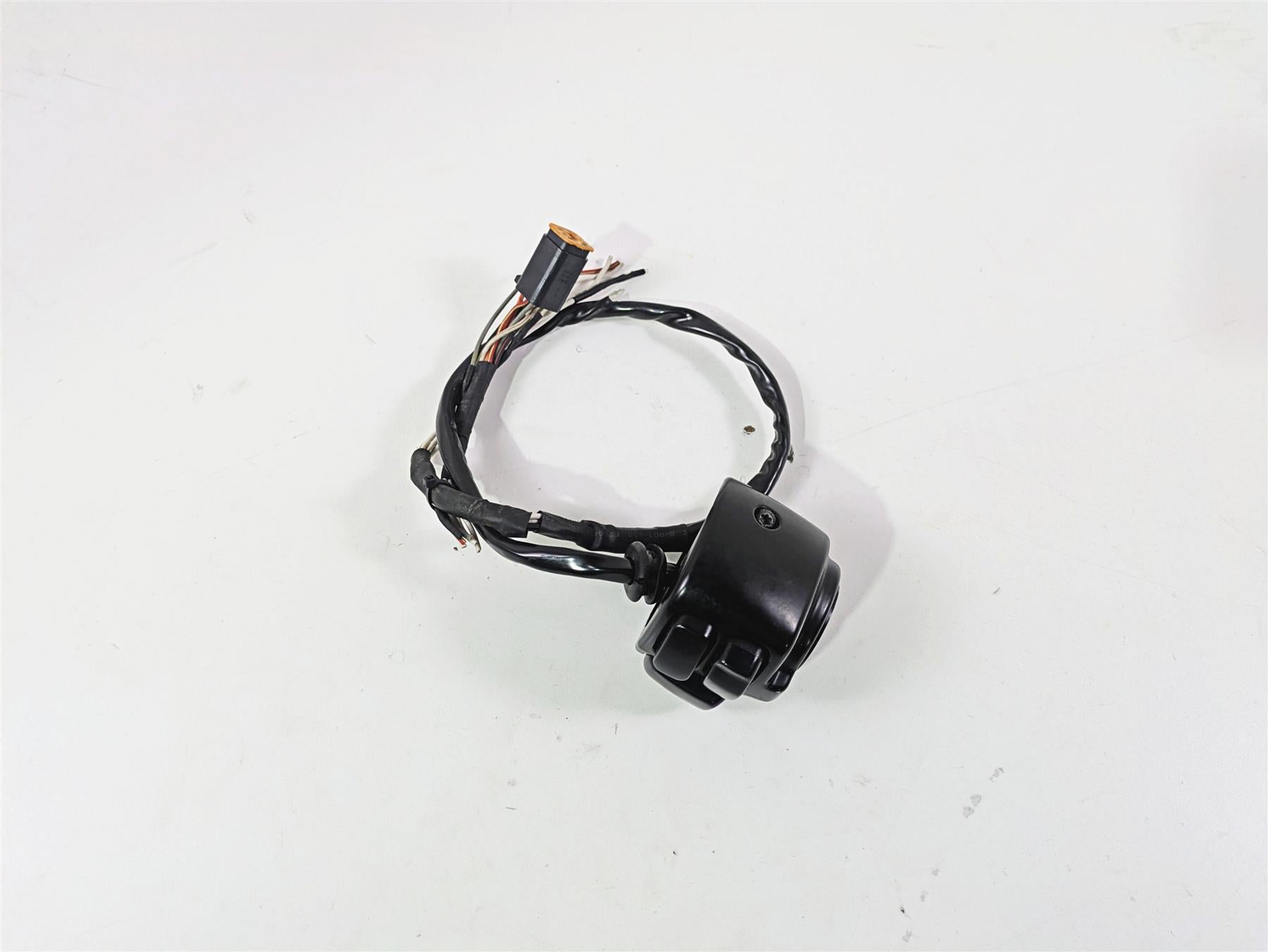 1998 Harley Touring FLHRCI Road King Right Hand Control Switch - Read 71684-06A