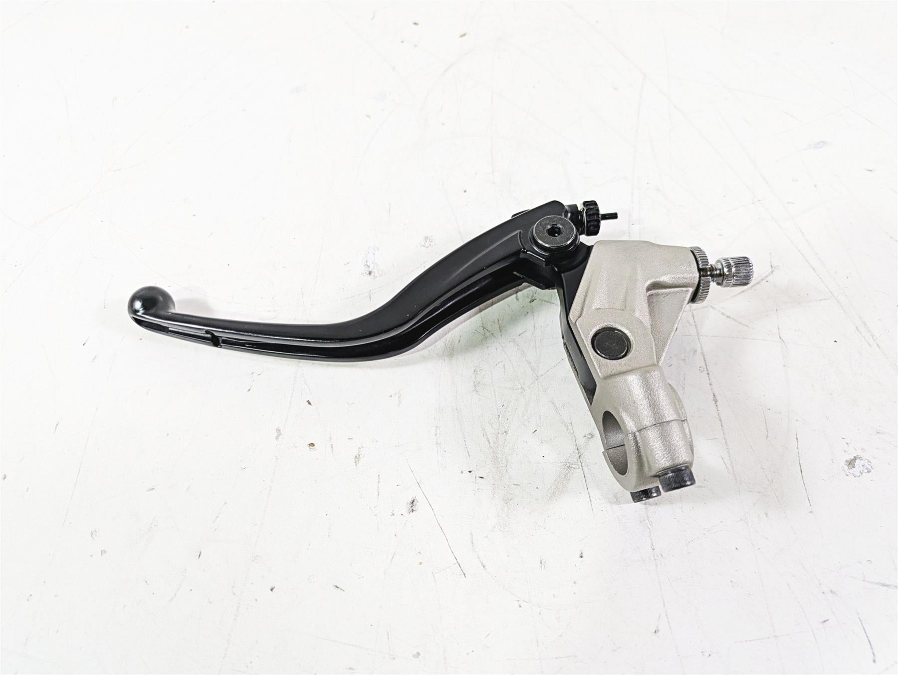 2020 Triumph Daytona 765 Moto2 Clutch Perch & Lever T2043061 {{ shop.shopifyCountryName }} - Mototech271