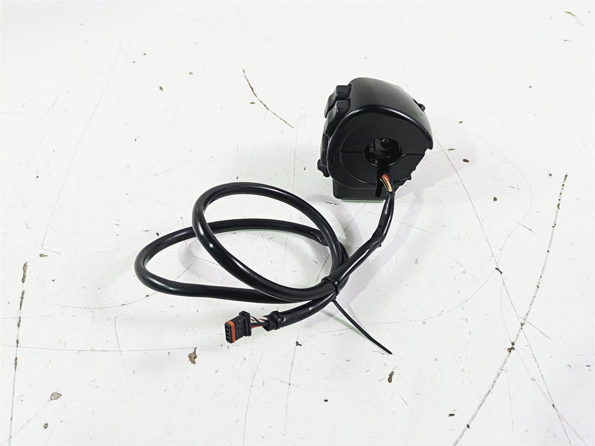 2016 Harley FLSTC Softail Heritage Left Hand Control Switch Cruise 71500288 {{ shop.shopifyCountryName }} - Mototech271