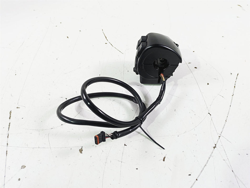 2016 Harley FLSTC Softail Heritage Left Hand Control Switch Cruise 71500288 {{ shop.shopifyCountryName }} - Mototech271
