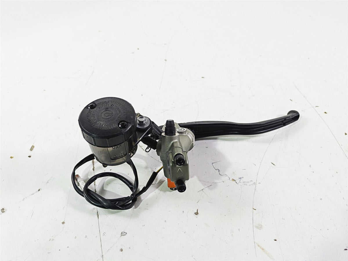 2019 Triumph Speed Triple RS 1050 Brembo Front Radial Brake Master Cylinder {{ shop.shopifyCountryName }} - Mototech271