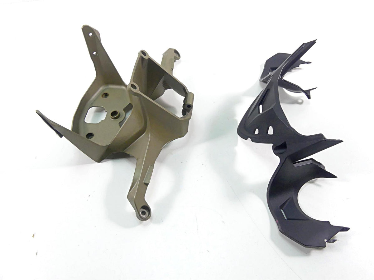 2012 Ducati Panigale 1199S Front Magnesium Stay Holder & Cover -Read 8291A552BA {{ shop.shopifyCountryName }} - Mototech271