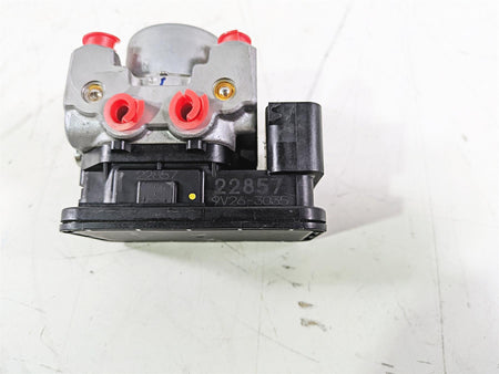 2020 Triumph Daytona 765 Moto2 Abs Brake Pump Unit Module T2022854 {{ shop.shopifyCountryName }} - Mototech271