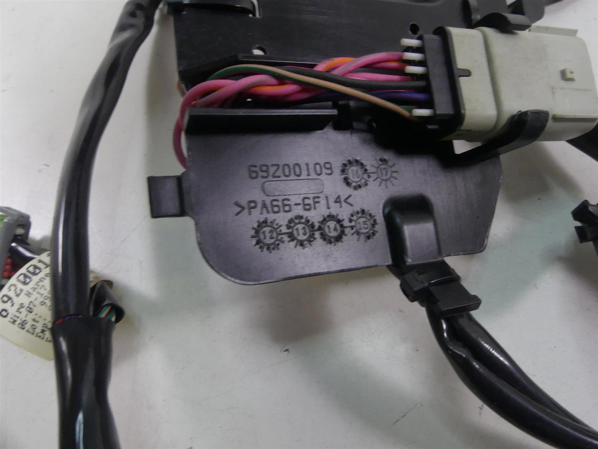 2017 Harley Touring FLHTKL Electra Glide Front Fairing Wiring Harness 69200121 {{ shop.shopifyCountryName }} - Mototech271